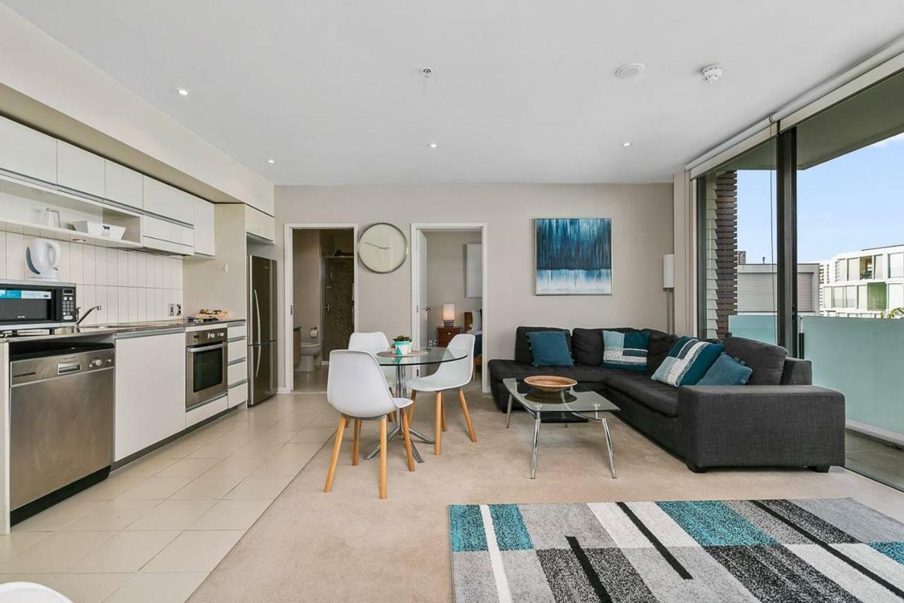 Two Bedroom Apartment - Pool, Gym & Free Parking! Auckland Eksteriør bilde
