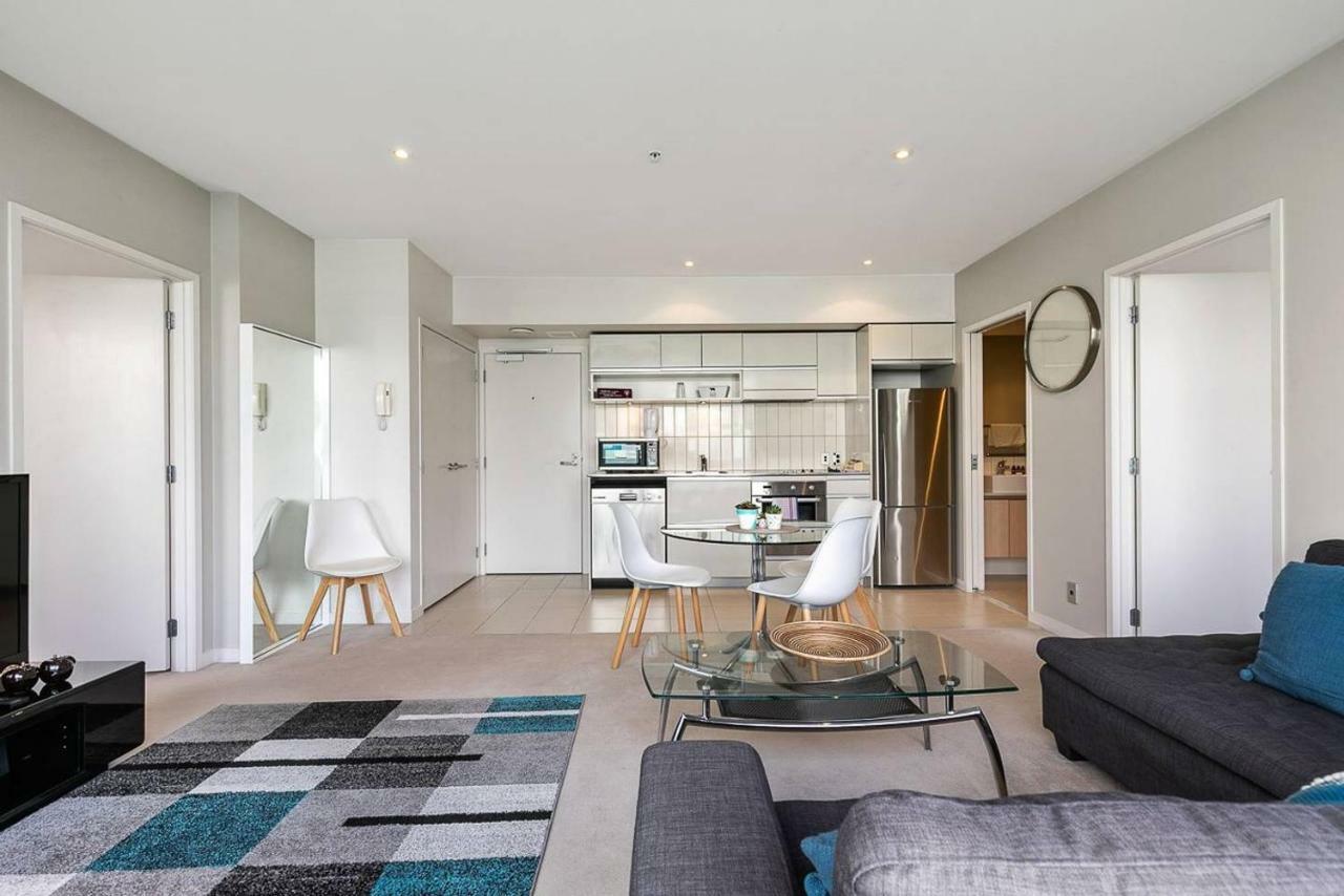 Two Bedroom Apartment - Pool, Gym & Free Parking! Auckland Eksteriør bilde